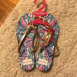 Lilly for target size 8 flip flops NWT